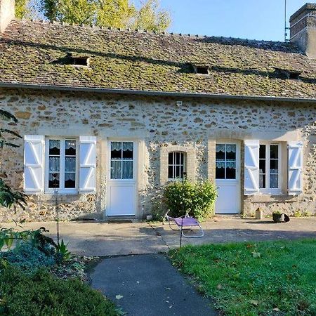 "Reves De Gamins", Chambre De Droite, 4 Couchages Dans Gite De Campagne "La Camusiere", Proche Du Pole Europeen Et Du Circuit Des 24H Champagné 外观 照片