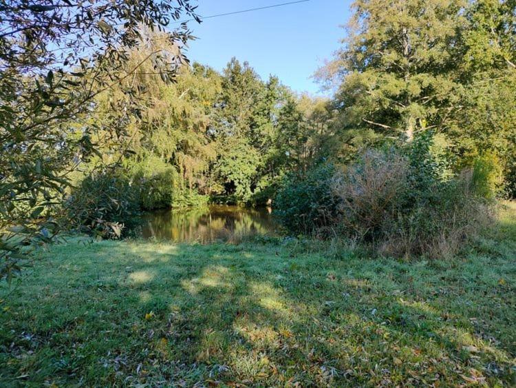 "Reves De Gamins", Chambre De Droite, 4 Couchages Dans Gite De Campagne "La Camusiere", Proche Du Pole Europeen Et Du Circuit Des 24H Champagné 外观 照片